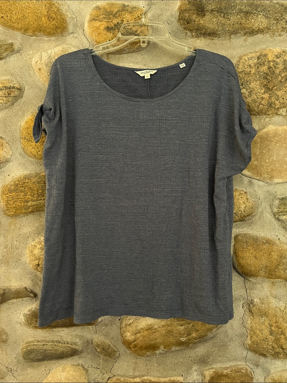 Max Studio Navy Short Sleeve Scoop Neck Knit Top